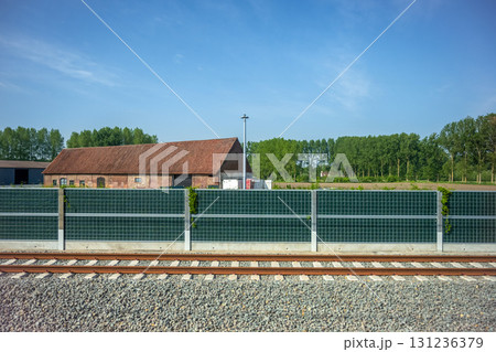 ブルージュ・ブリュッセル間の車窓風景/ベルギー ブルージュ・ブリュッセル間の車窓風景/ベルギー 131236379