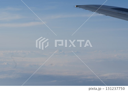 飛行機 131237750