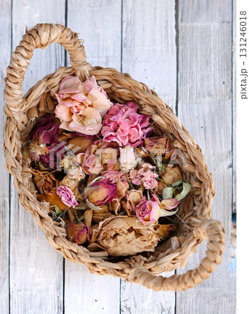 薔薇のドライフラワー 薔薇のドライフラワー 131246018