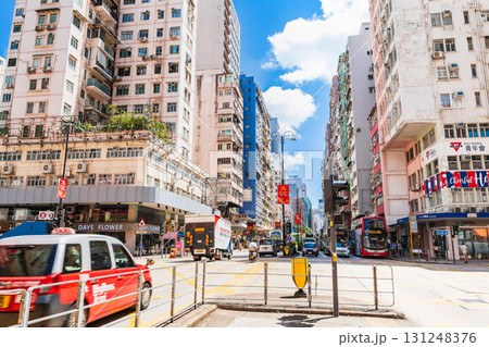 香港のメインストリート　ネイザンロード　※一部ソフトフォーカス 131248376