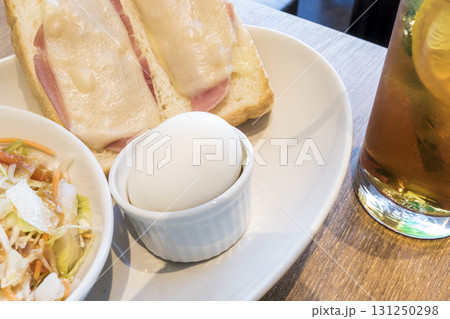 【モーニング　朝食】 131250298