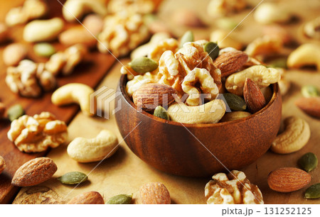 ミックスナッツ 131252125