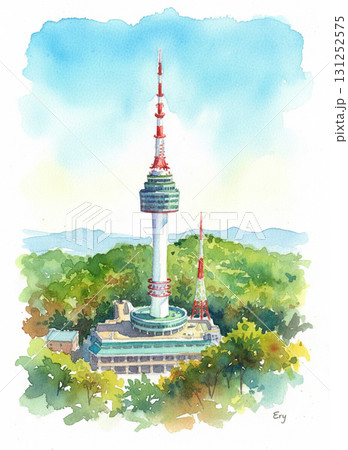 韓国ソウルのシンボルである南山タワーと豊かな緑を描いた風景 131252575