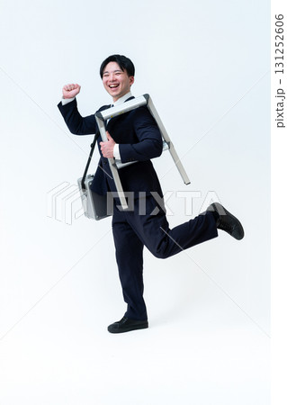 サービスエンジニア 131252606