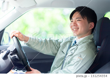 運転する業者 運転する業者 131254354