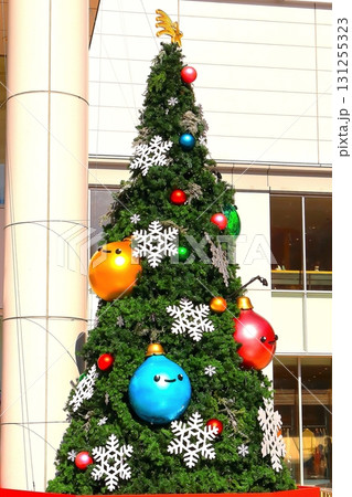 街角のクリスマスツリー 街角のクリスマスツリー 131255323