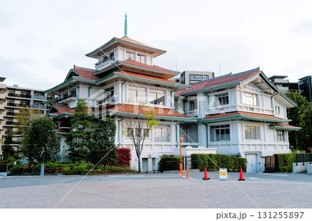 中村孝明貴賓館(旧東伏見邦英伯爵別邸) 中村孝明貴賓館(旧東伏見邦英伯爵別邸) 131255897