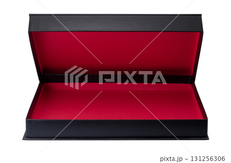 内側に赤い紙を貼った、黒い箱 131256306