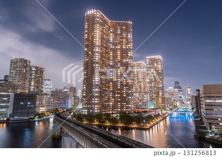 《東京都》タワーマンションの夜景・港区芝浦ベイエリア 131256813