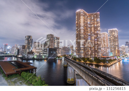 《東京都》タワーマンションの夜景・港区芝浦ベイエリア 《東京都》タワーマンションの夜景・港区芝浦ベイエリア 131256815