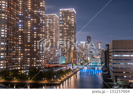 《東京都》タワーマンションの夜景・港区芝浦ベイエリア 131257004