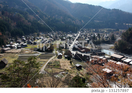 白川郷・五箇山の合掌造り集落　岐阜県 131257897