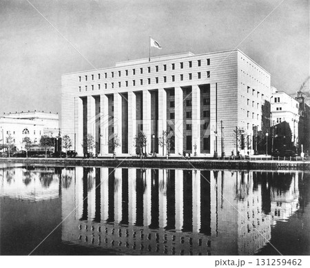 戦前の建築　近代建築　第一生命館 131259462