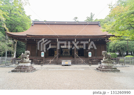 多田神社の拝殿（兵庫県川西市） 131260990