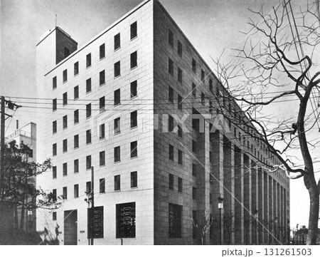 戦前の建築　近代建築　会社ビル 131261503