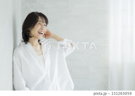 ミドル女性、ポートレート、ビューティーイメージ  131263059