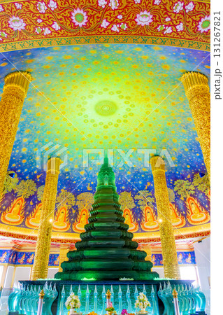ワットパクナム　タイ 131267821