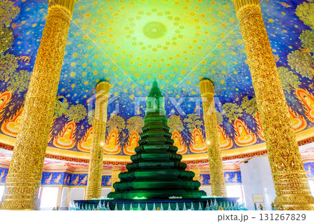 ワットパクナム　タイ 131267829