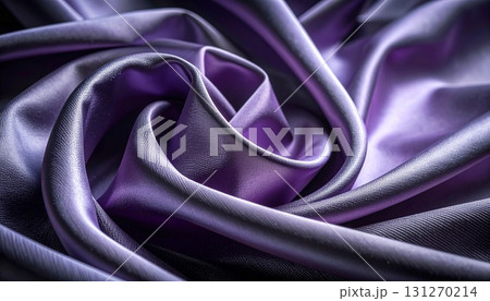 光沢のある布 131270214