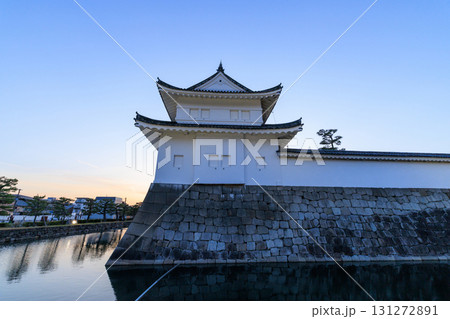 京都二条城の夕景 (京都府京都市中京区) 131272891