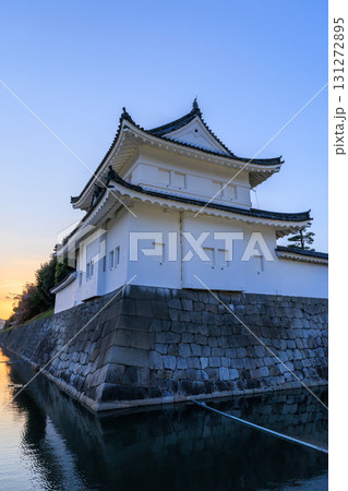 京都二条城の夕景 (京都府京都市中京区) 京都二条城の夕景 (京都府京都市中京区) 131272895