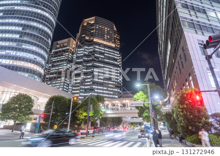 《東京都》品川駅・オフィス街の夜景 131272946
