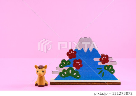 午年のイメージ 午年のイメージ 131273872