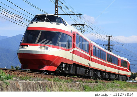 【長野電鉄】1000系 特急「ゆけむり」(長野線:附属中学前〜朝陽) 【長野電鉄】1000系 特急「ゆけむり」(長野線:附属中学前〜朝陽) 131278814