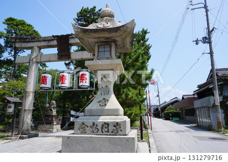 神社の石灯籠 神社の石灯籠 131279716