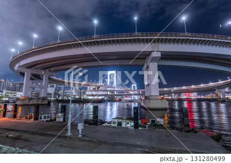 《東京都》レインボーブリッジの夜景・ループ橋 131280499