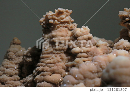 鍾乳石 地学 色 131281897