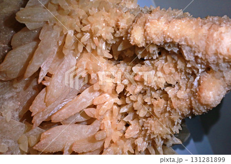 鍾乳石 地学 色 131281899