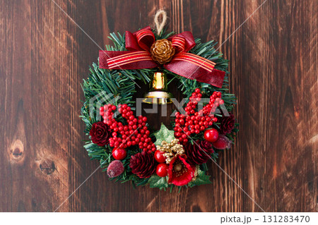 クリスマスリース 131283470