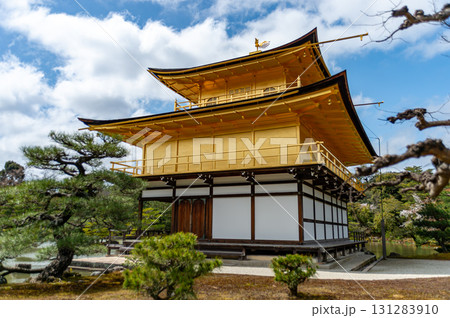 金閣寺の美しい風景 金閣寺の美しい風景 131283910