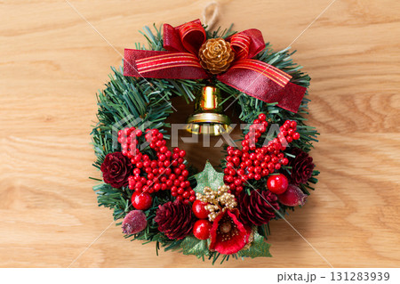 クリスマスリース 131283939