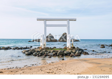 torii gate and couple stones at Sakurai Futamigaura, Itoshima torii gate and couple stones at Sakurai Futamigaura, Itoshima 131284095