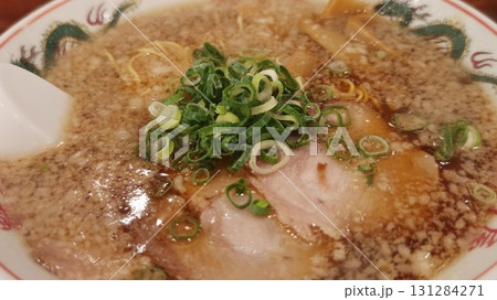 おいしいラーメン　接写　アップ画像　中華 131284271