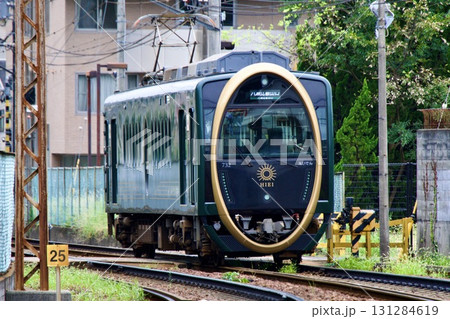 京都、叡山電鉄の観光列車ひえい 131284619