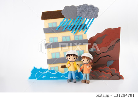 あみぐるみ人形　自然災害・避難 131284791