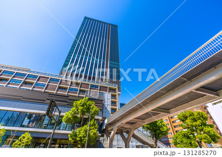 日本の横浜都市景観 ハマスタ入口側から、関内駅前のベースゲート横浜関内タワーなどを望む=9月26日 日本の横浜都市景観 ハマスタ入口側から、関内駅前のベースゲート横浜関内タワーなどを望む=9月26日 131285270