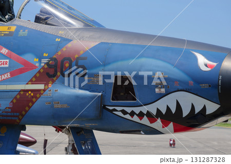 航空自衛隊RF-4EファントムⅡ偵察機の撮影窓 131287328