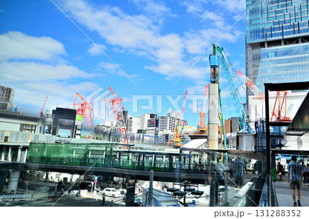 東京 渋谷駅周辺再開発が進む 高層ビル建設工事 東京 渋谷駅周辺再開発が進む 高層ビル建設工事 131288352