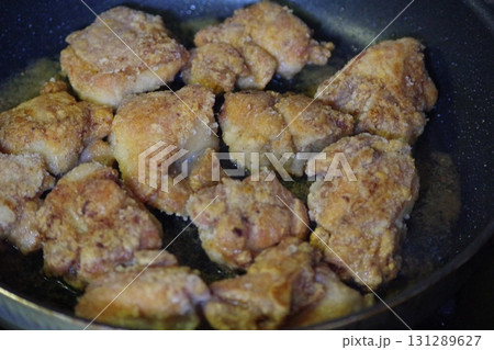 鶏の唐揚げ 鶏の唐揚げ 131289627