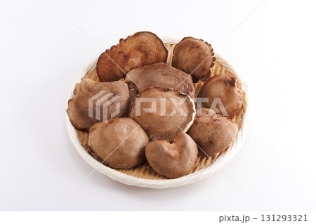 新鮮な椎茸 新鮮な椎茸 131293321