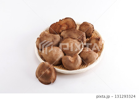 新鮮な椎茸 新鮮な椎茸 131293324