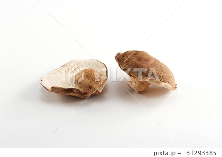 新鮮な椎茸 新鮮な椎茸 131293385
