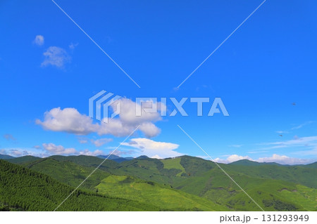 青空 雲 山地 青空 雲 山地 131293949