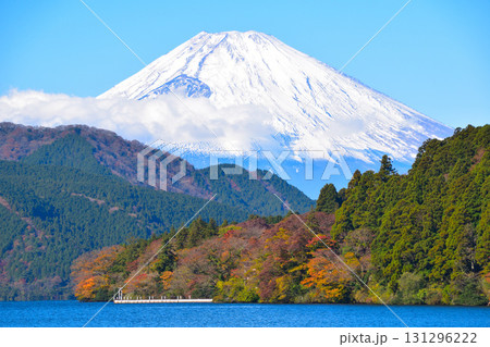 秋　元箱根　芦ノ湖　富士山 131296222