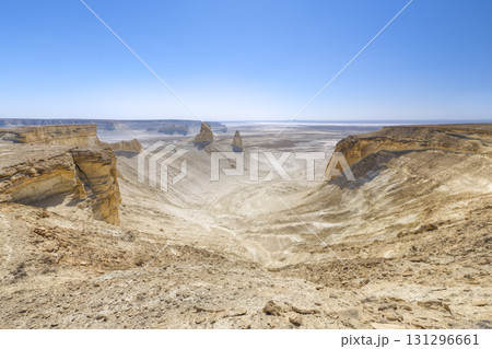 カザフスタン・マンギスタウ州 ボスジラの景観 / Bozjyra, Kazakhstan カザフスタン・マンギスタウ州 ボスジラの景観 / Bozjyra, Kazakhstan 131296661