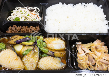 おいしいイカとナスの四川炒め弁当 おいしいイカとナスの四川炒め弁当 131297146